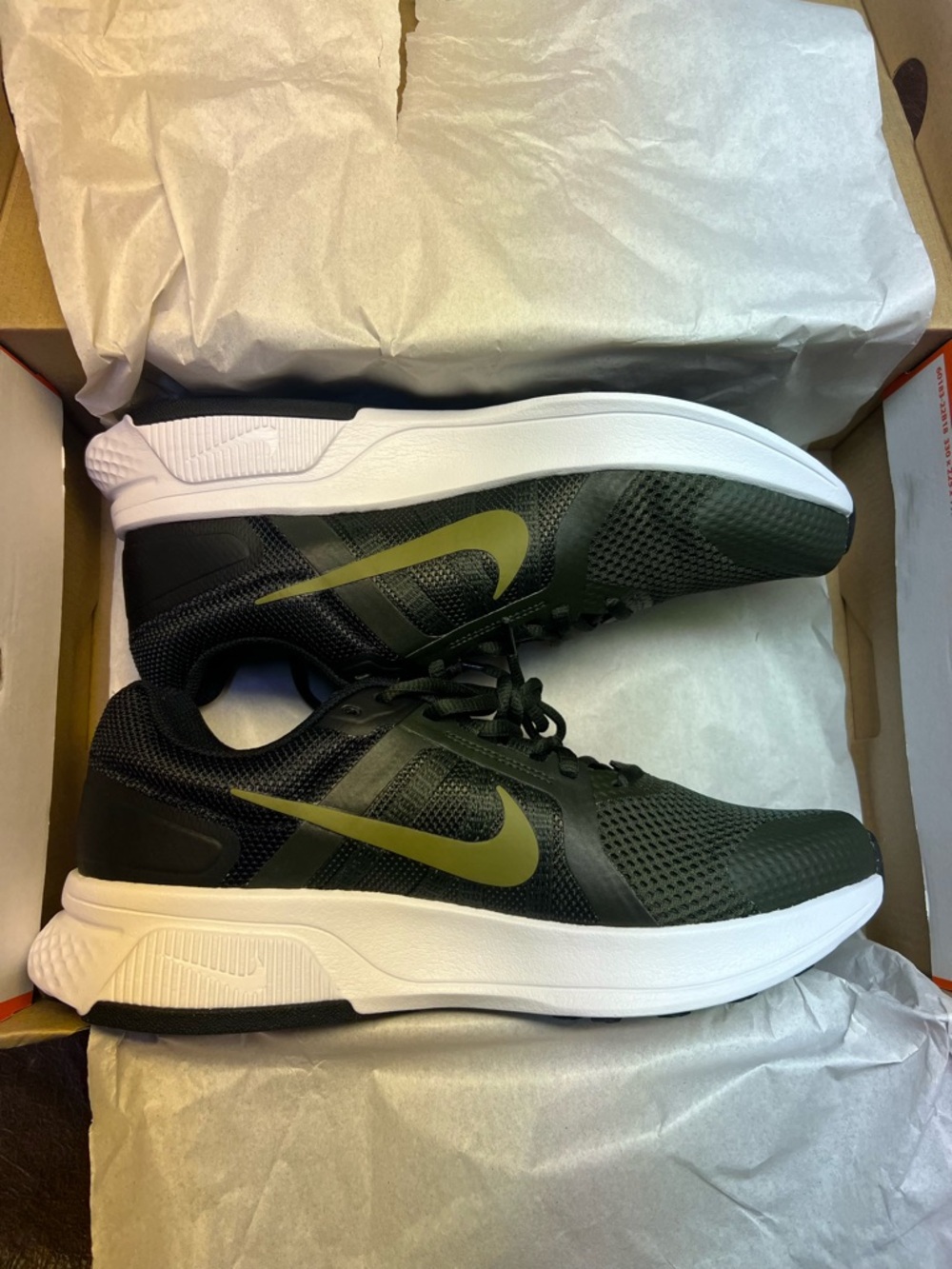Nike Men's Black and Olive Green Running Shoes